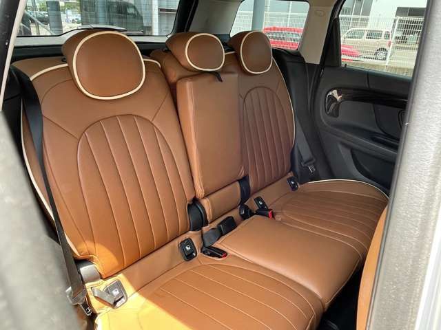 MINI CROSSOVER COOPER D