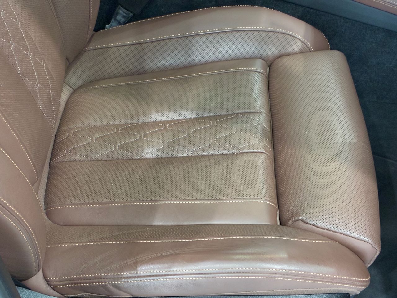X7 xDrive40d RHD US