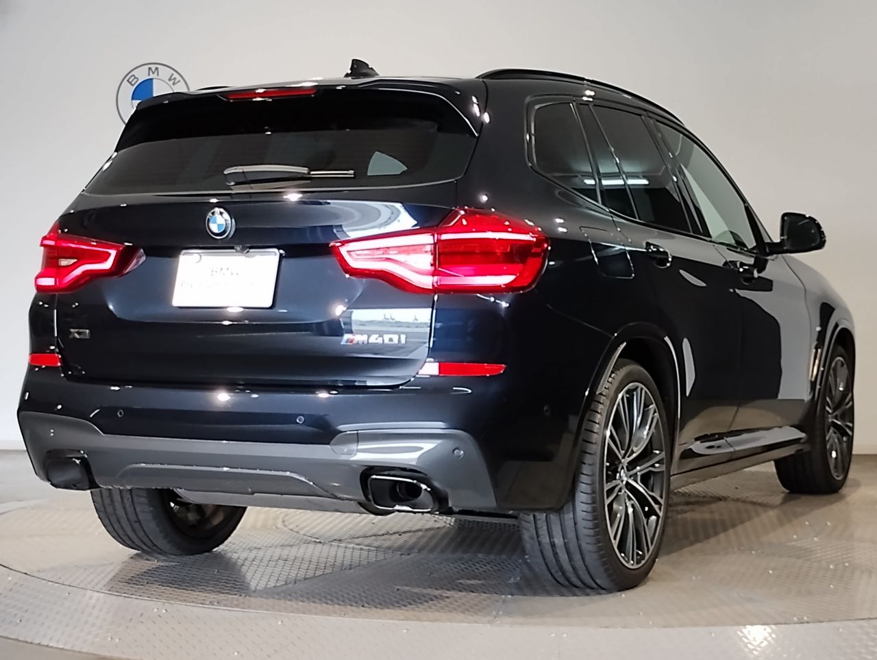 G01 X3 M40i RHD ZA