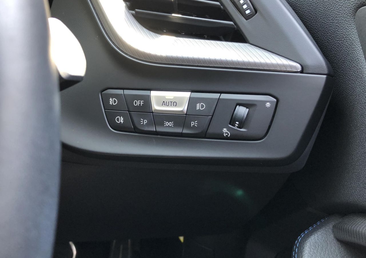 F40 118d Sports Hatch 5-door B47 2.0d