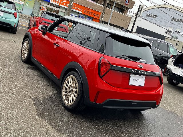 F66 MINI Cooper C 3Dr