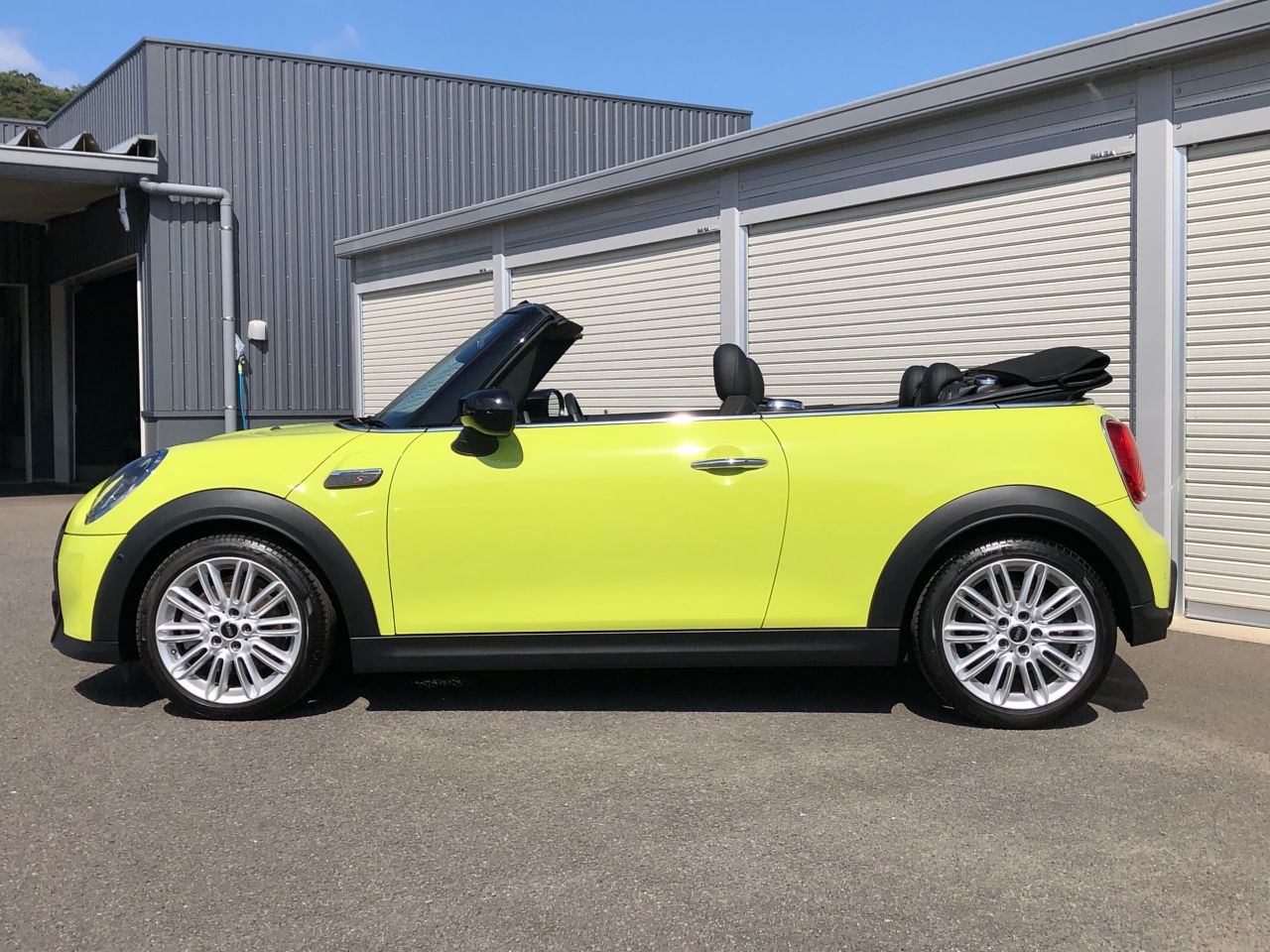 MINI Cooper S Convertible RHD