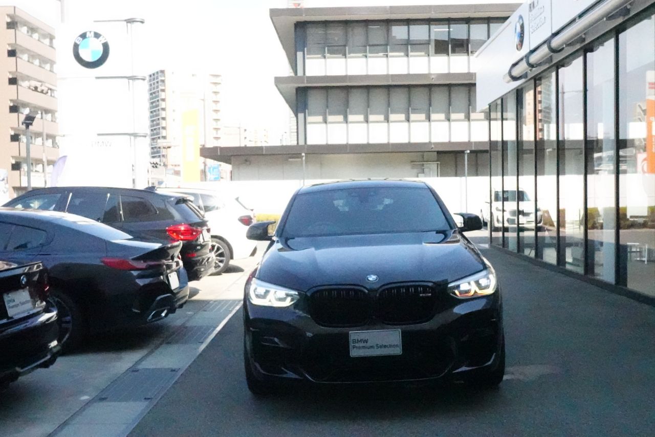 X4 M RHD