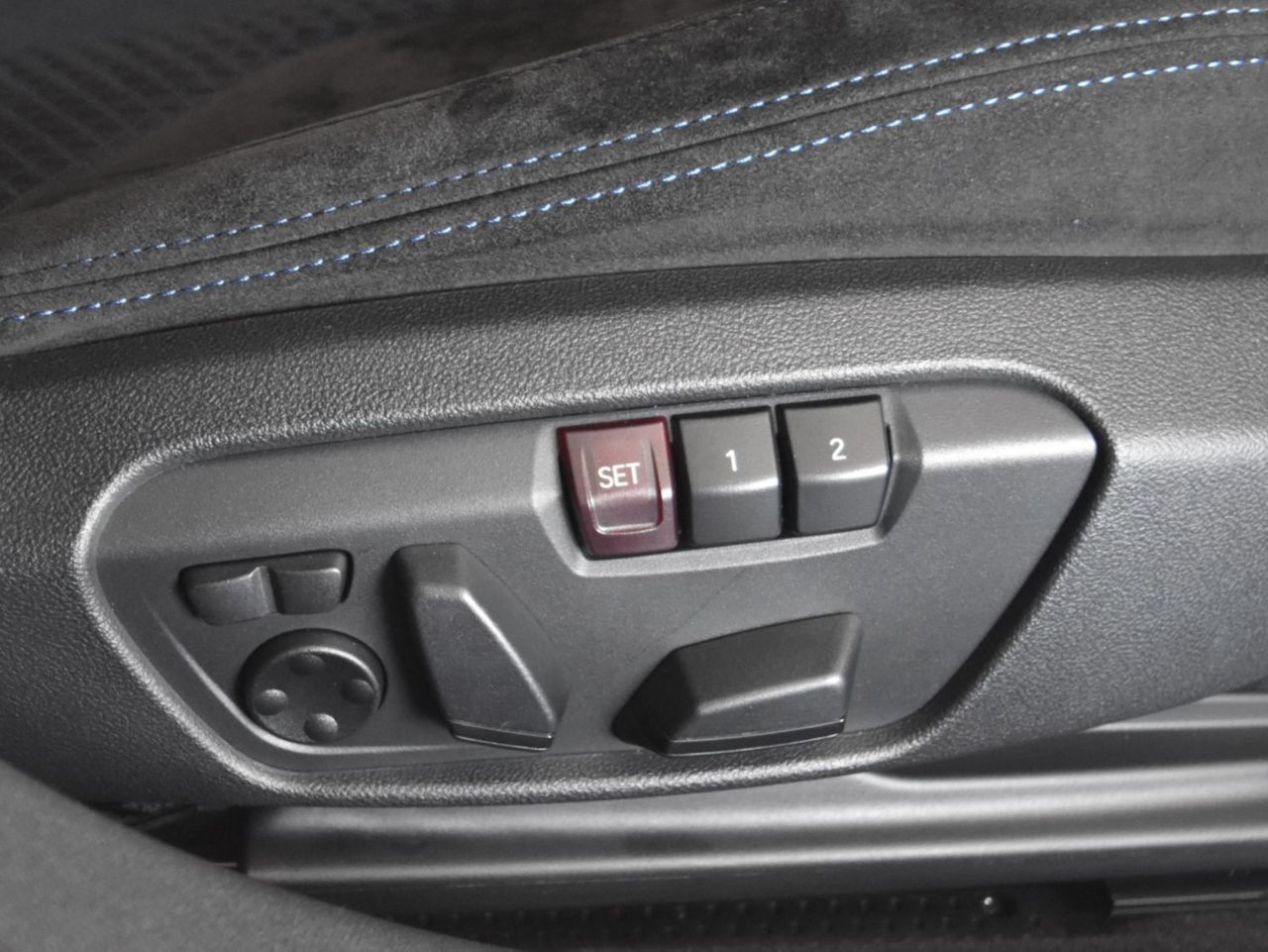 F4* **35i xDrive **** ***** B48 2.0i