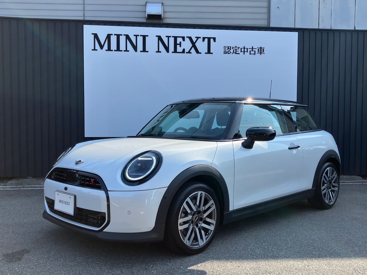 THE NEW MINI COOPER (3 DOOR) S