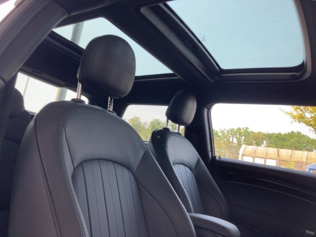 MINI Cooper SE
