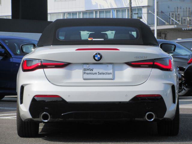 G** 4**i C********** B** 2**i RHD