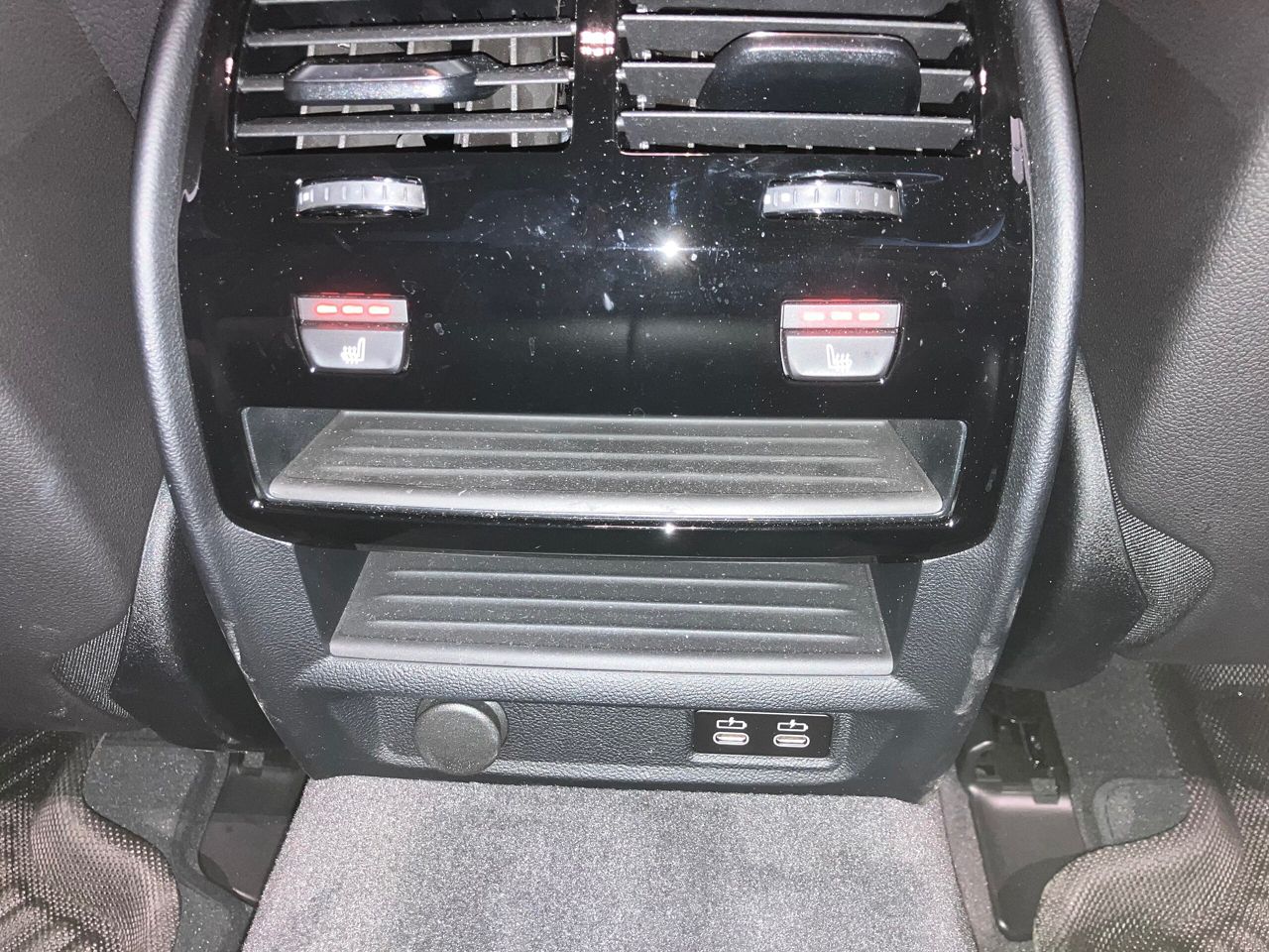 530e Sedan RHD