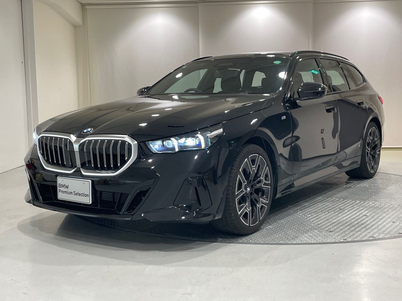 523d xDrive Touring M Sport