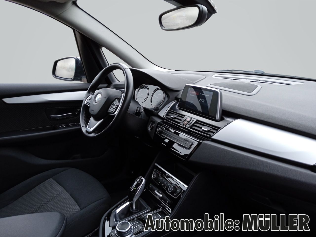 BMW 218