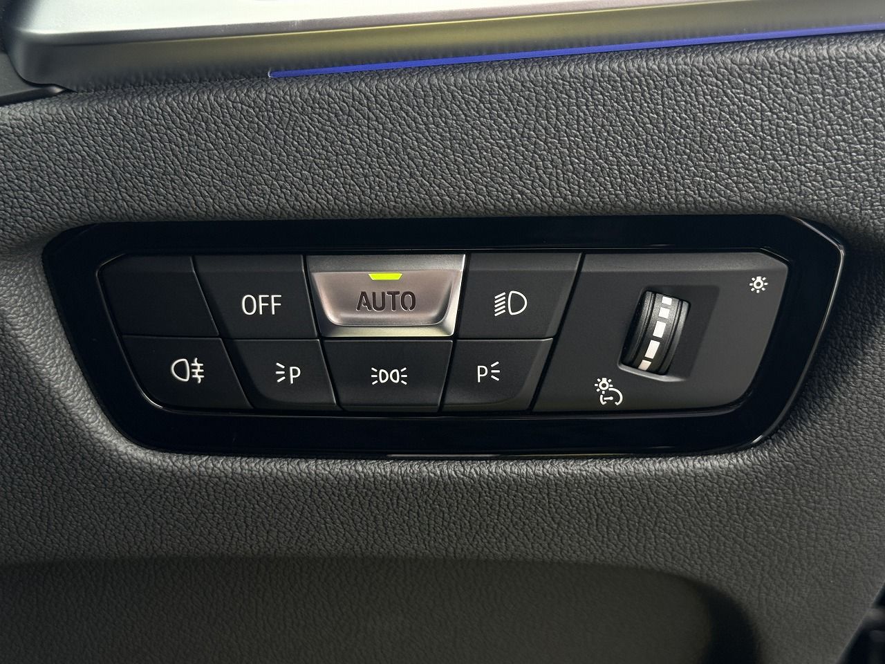 G26 420d xDrive Gran Coupe RHD