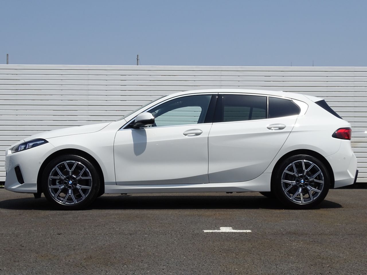 120 Sport Sports Hatch