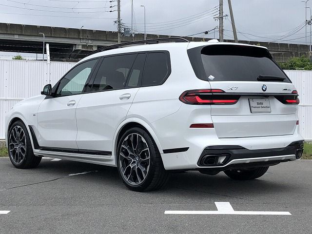 X7 xDrive40d RHD US