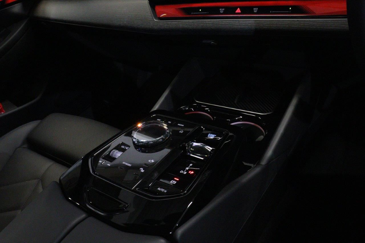 BMW i5 eDrive40 M Sport RHD