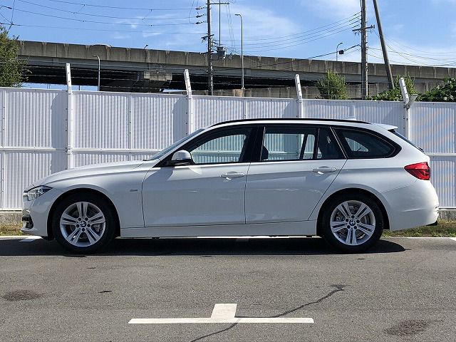 318I TOURING RHD