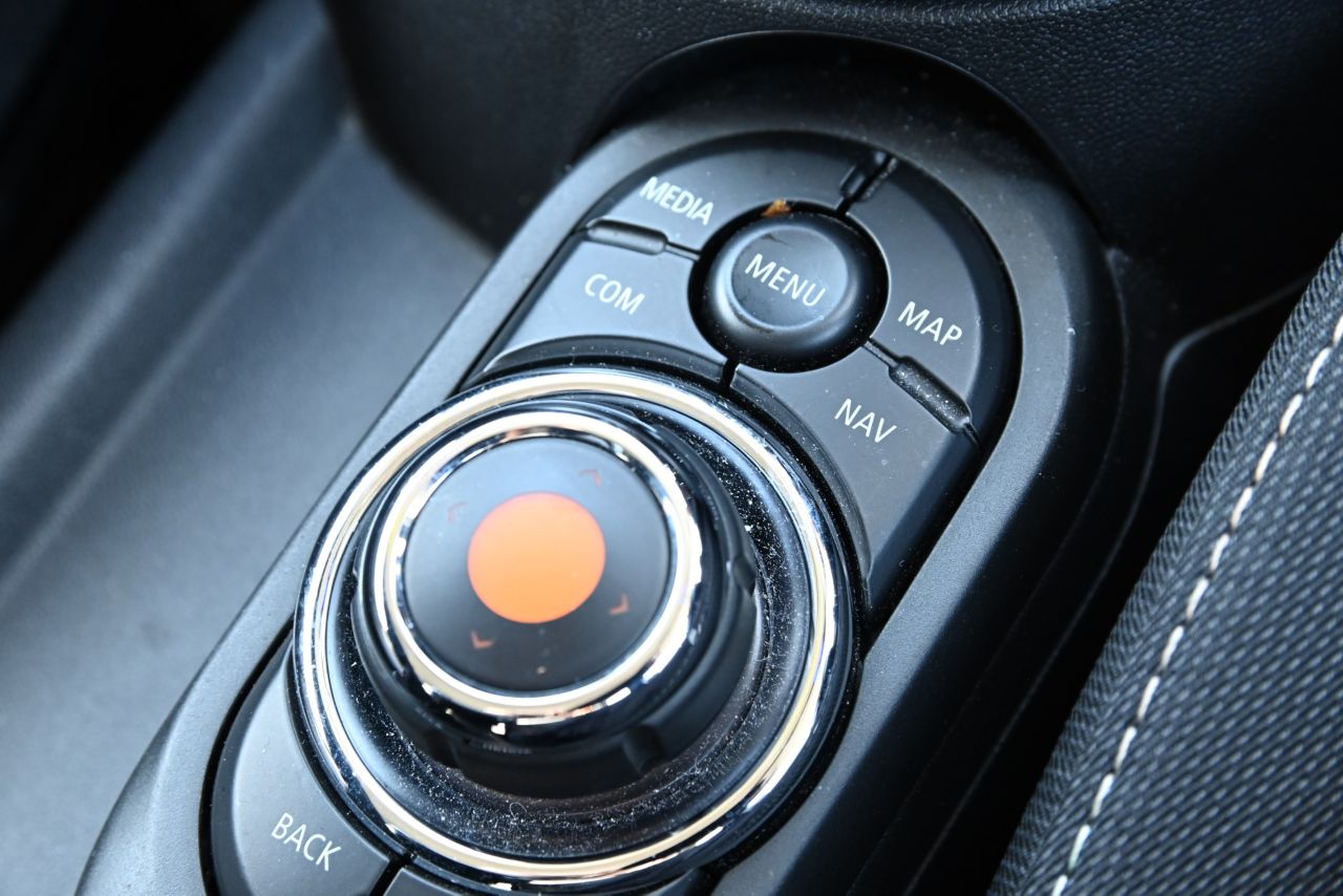 F55 MINI Cooper 5-Door Hatch LCI