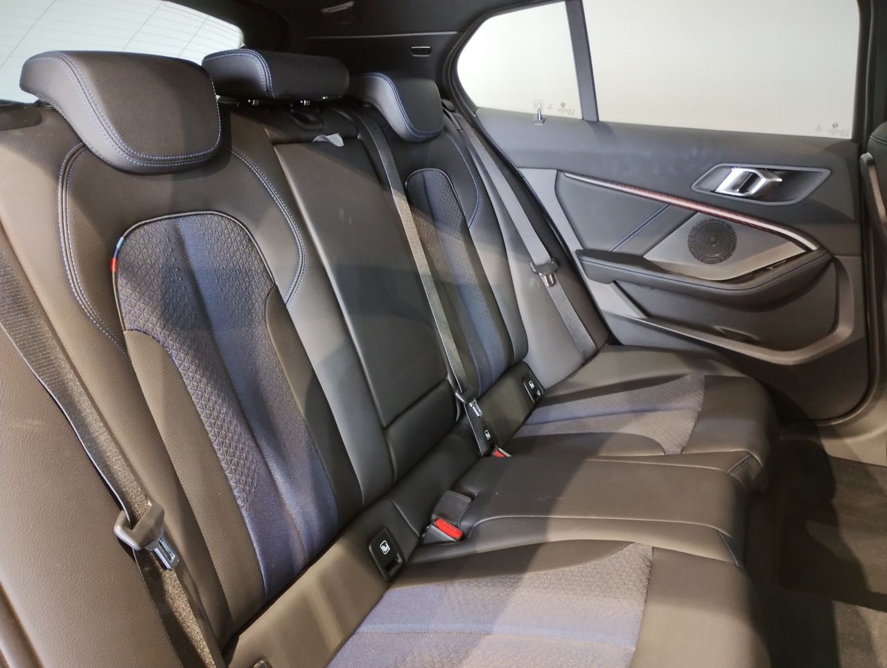 F40 118d Sports Hatch 5-door B47 2.0d