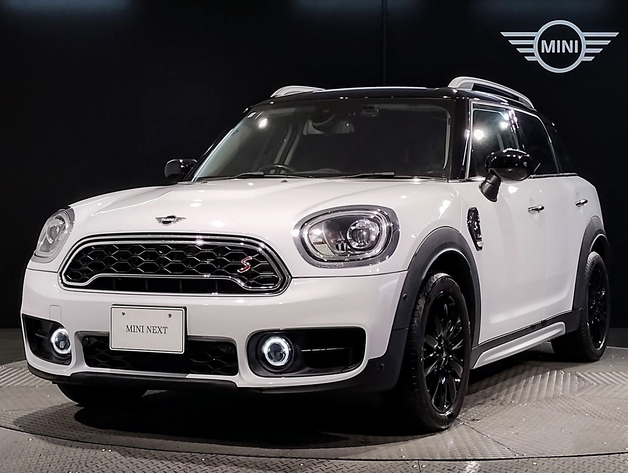 MINI COOPER S CROSSOVER.
