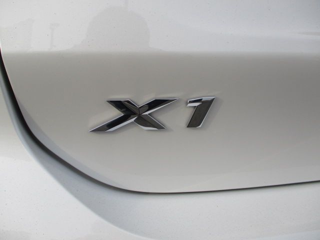 X1 sDrive18i RHD