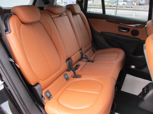 218D GRAN TOURER RHD