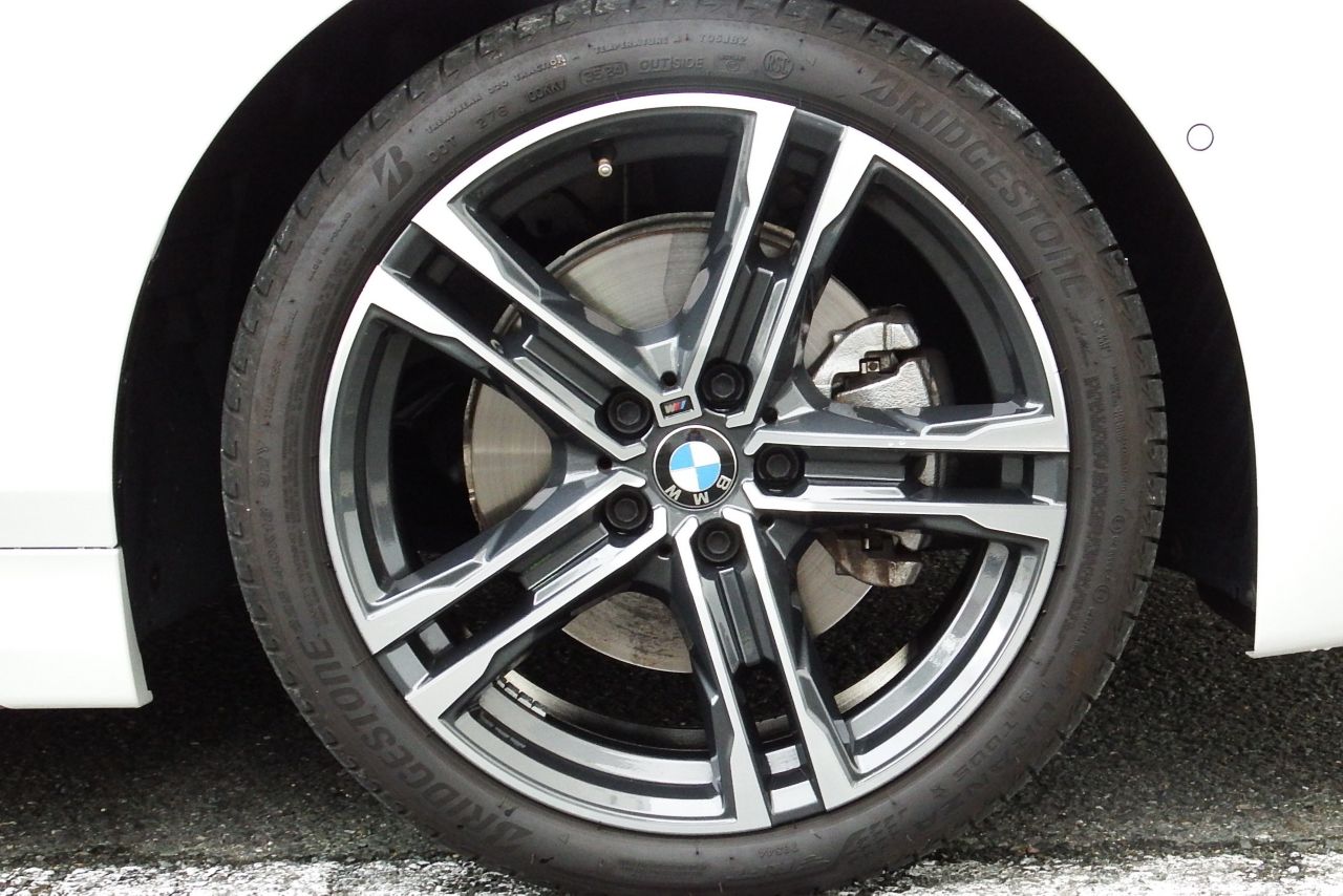 F40 118d Sports Hatch 5-door B47 2.0d