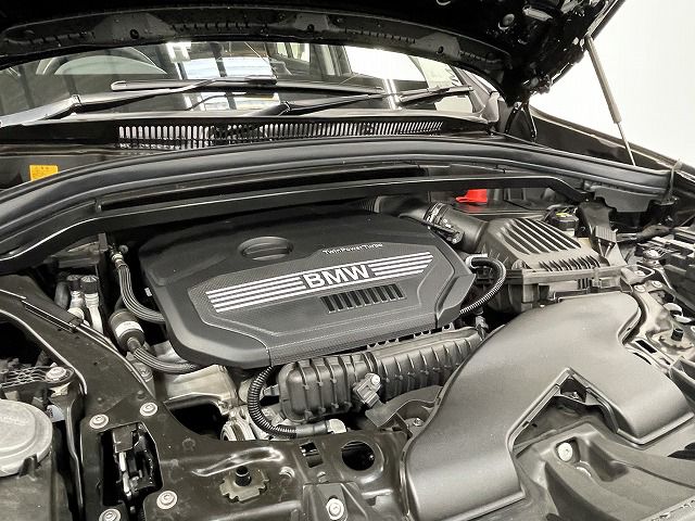 X1 sDrive18i RHD