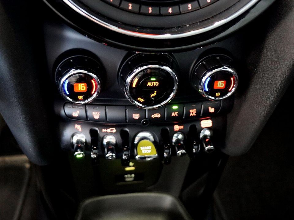 MINI Cooper SE