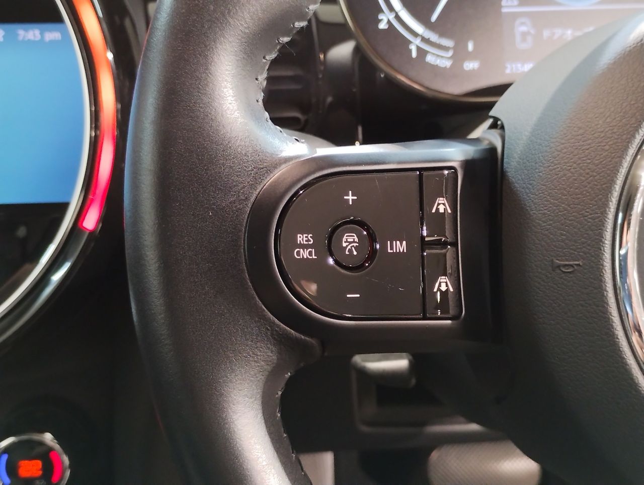 MINI Cooper F56 RHD