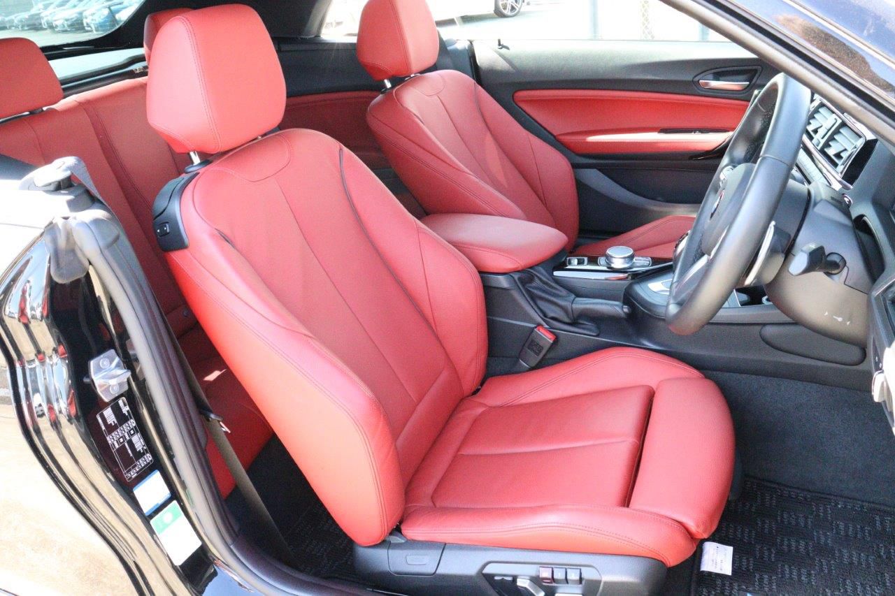 220I CABRIOLET RHD