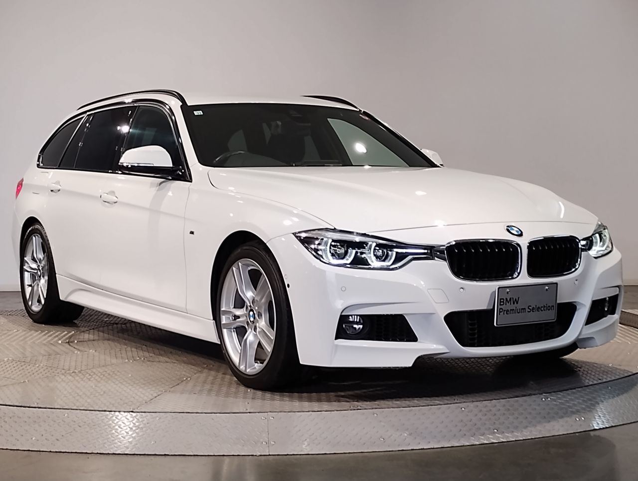 318I TOURING RHD
