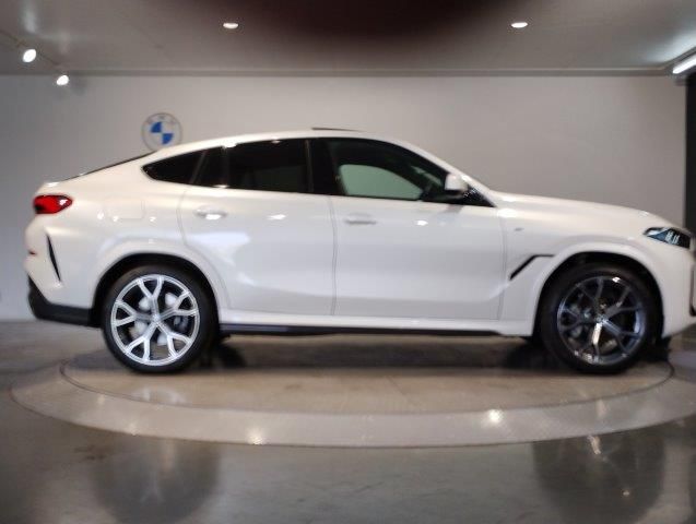 X6 xDrive30d M Sport RHD