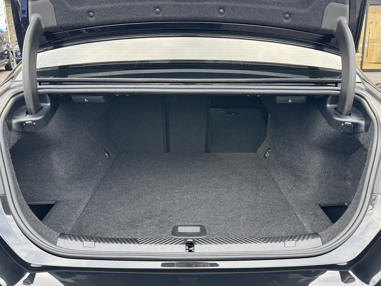 BMW i5 eDrive40 Sedan RHD