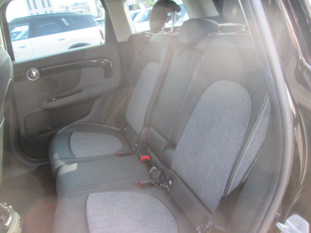 MINI CROSSOVER COOPER D