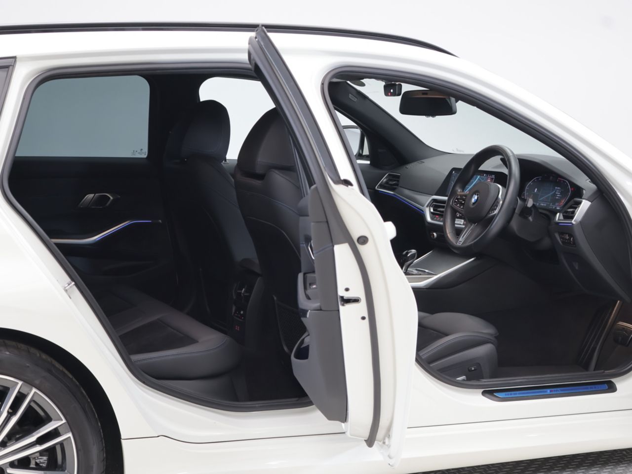 G21 320d xDrive Touring RHD