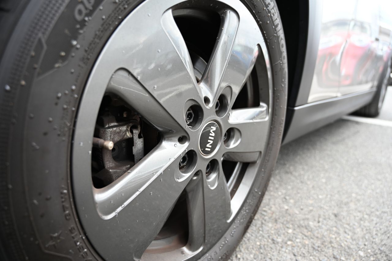 MINI Cooper F56 RHD