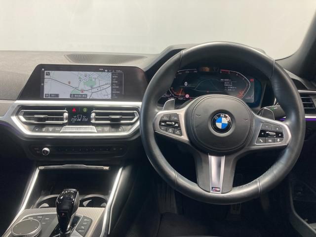 G20 320d xDrive RHD Saloon