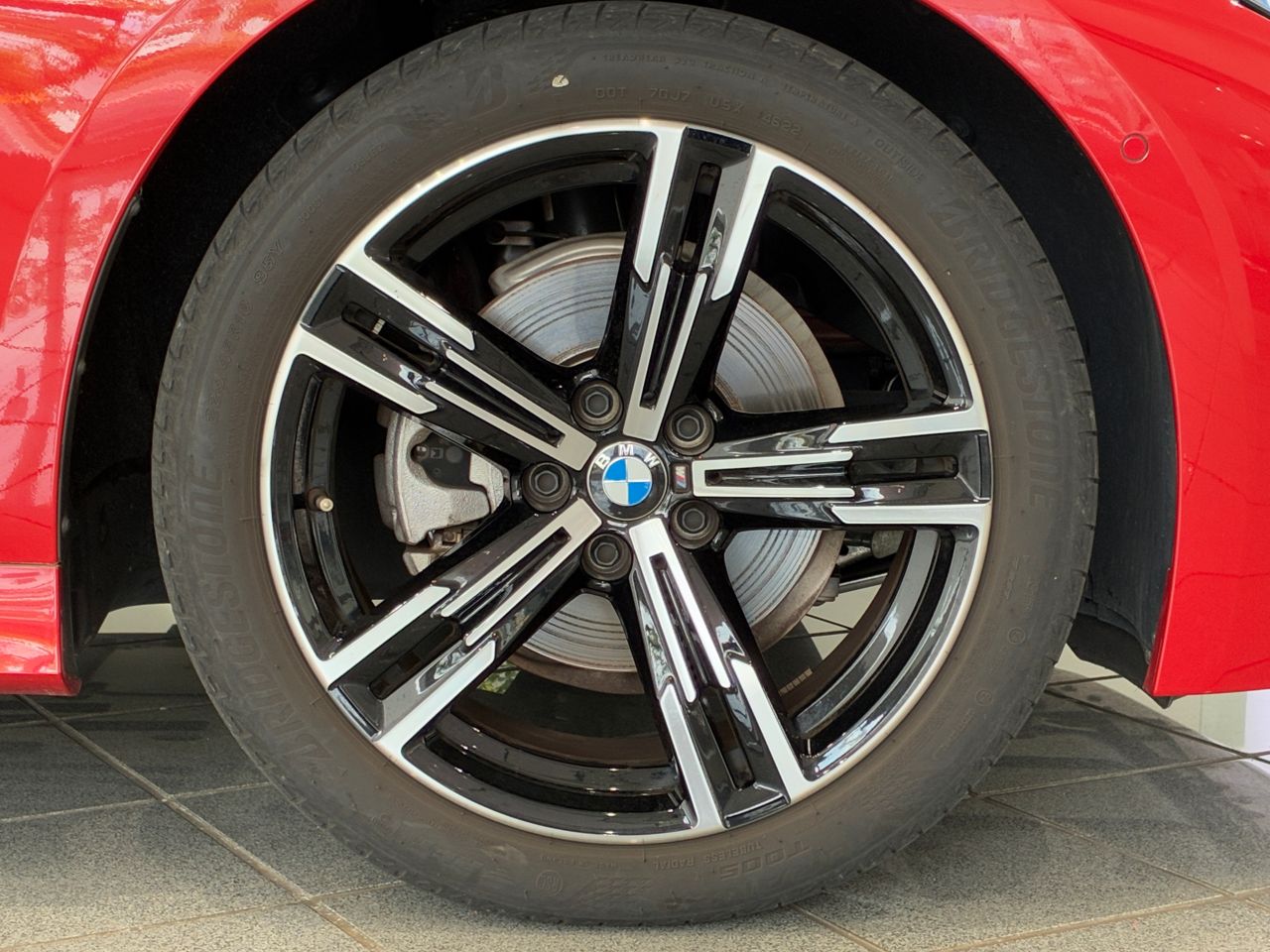 320d xDrive Berline RHD