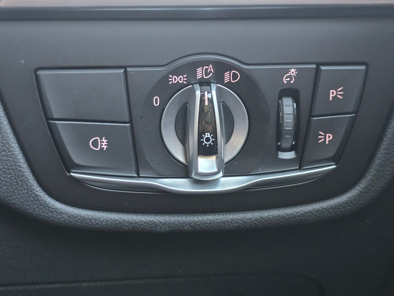 X4 xDrive20d RHD