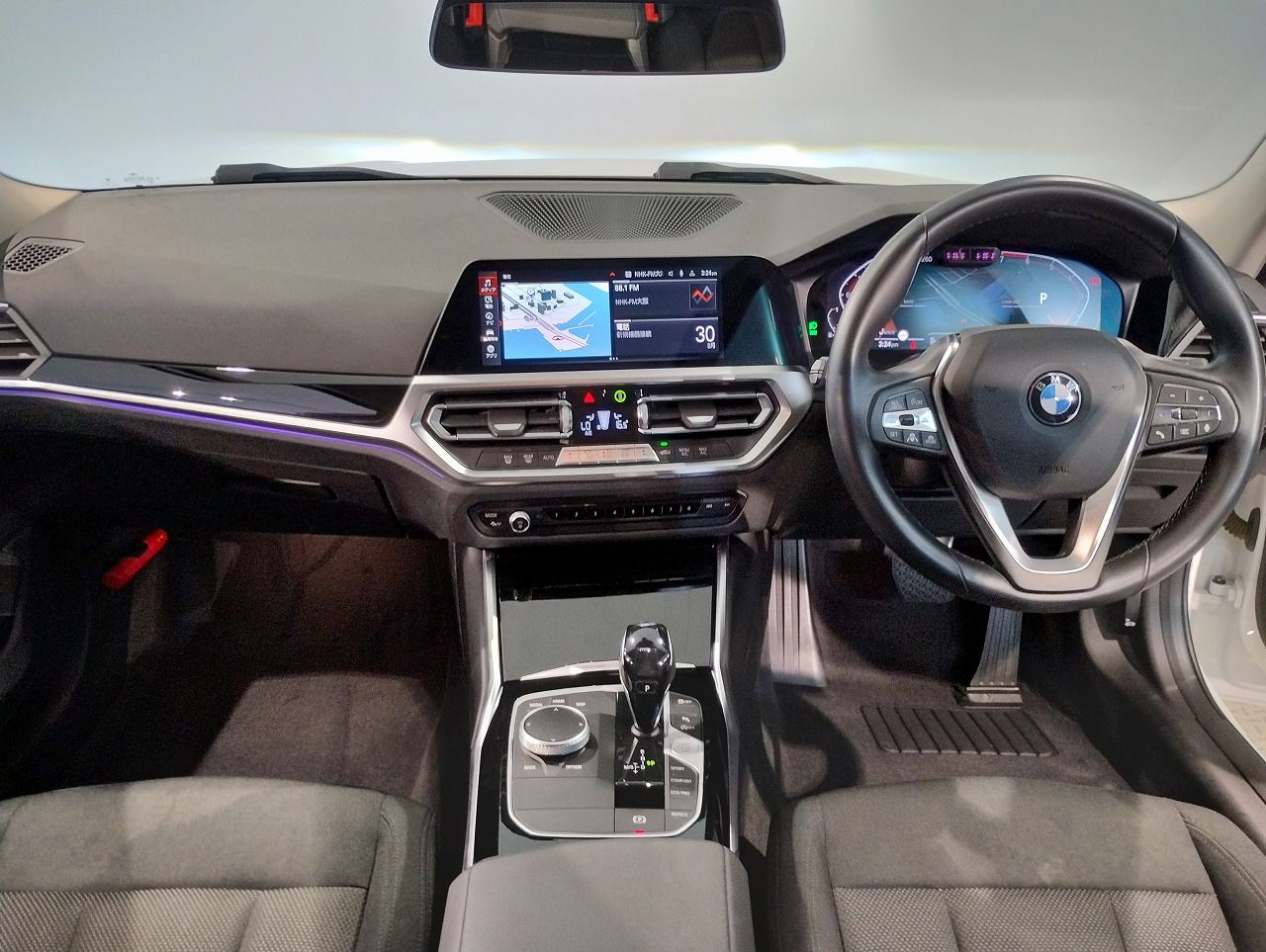 318i Berline RHD