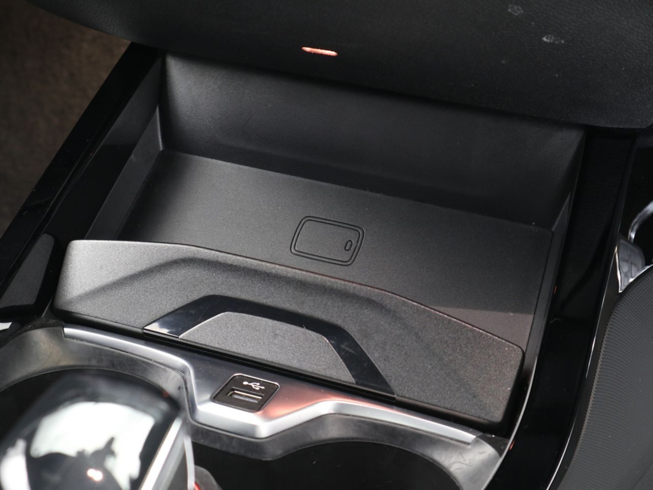 F40 118d Sports Hatch 5-door B47 2.0d