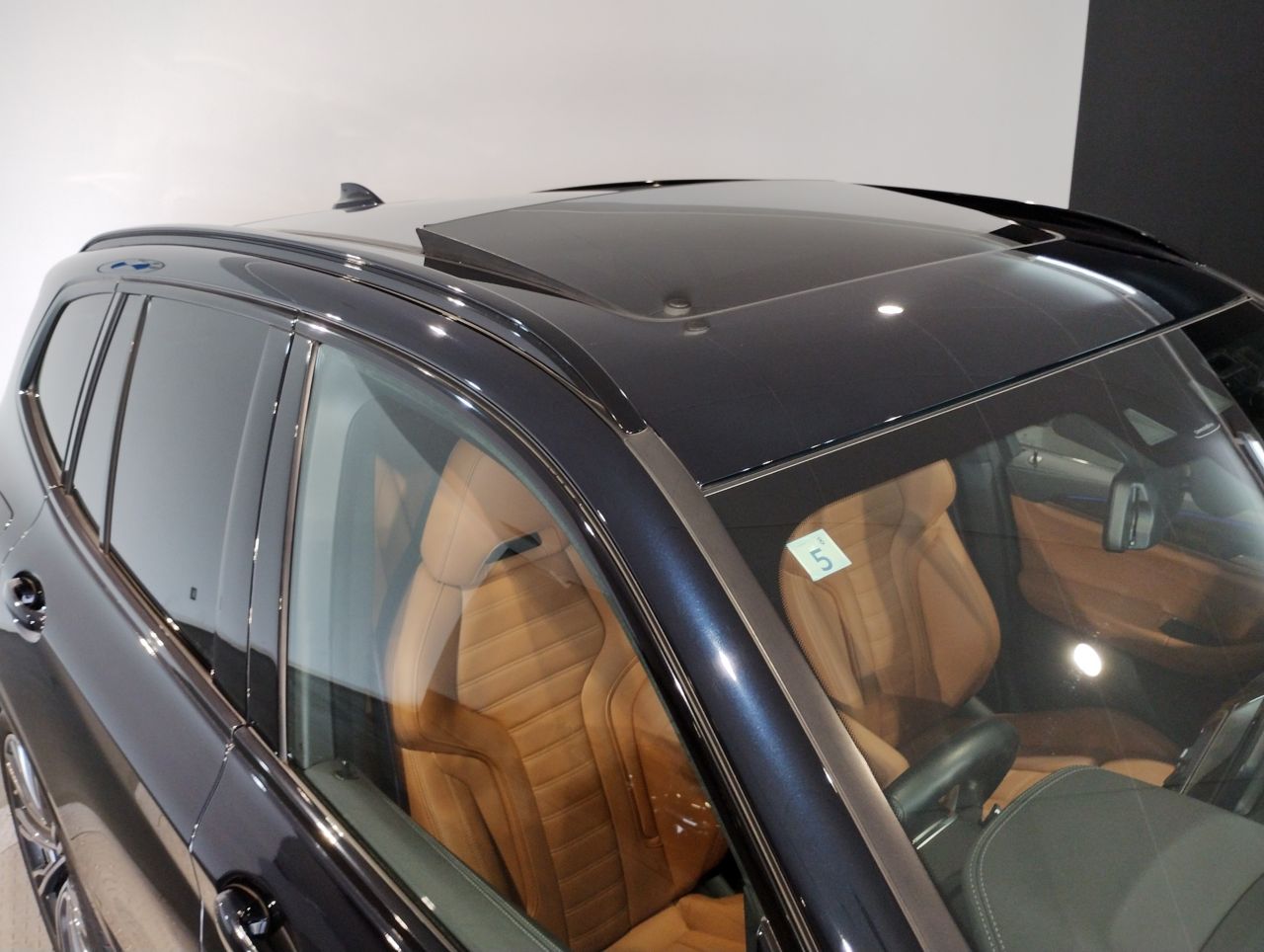 G01 X3 M40i RHD ZA