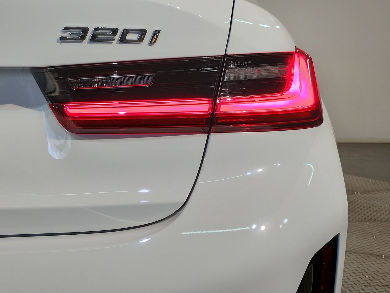 G20 320i Saloon LCI RHD MX