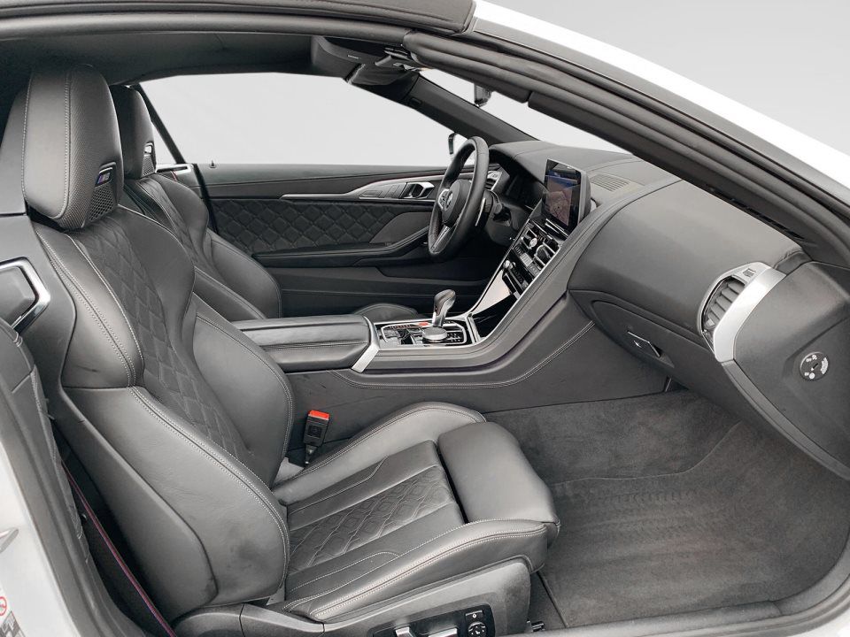 BMW M8