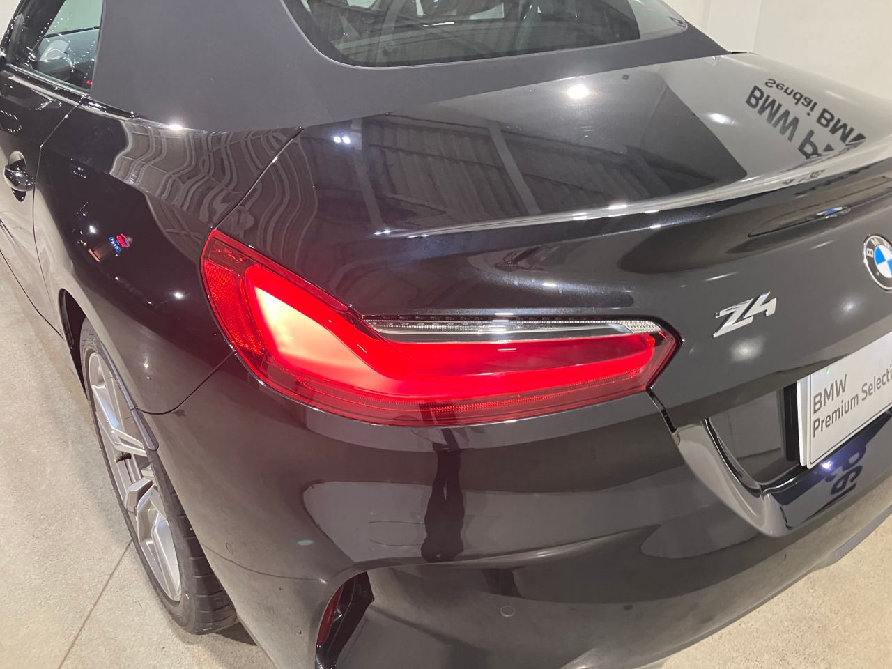 G29 z4 sDrive20i RHD