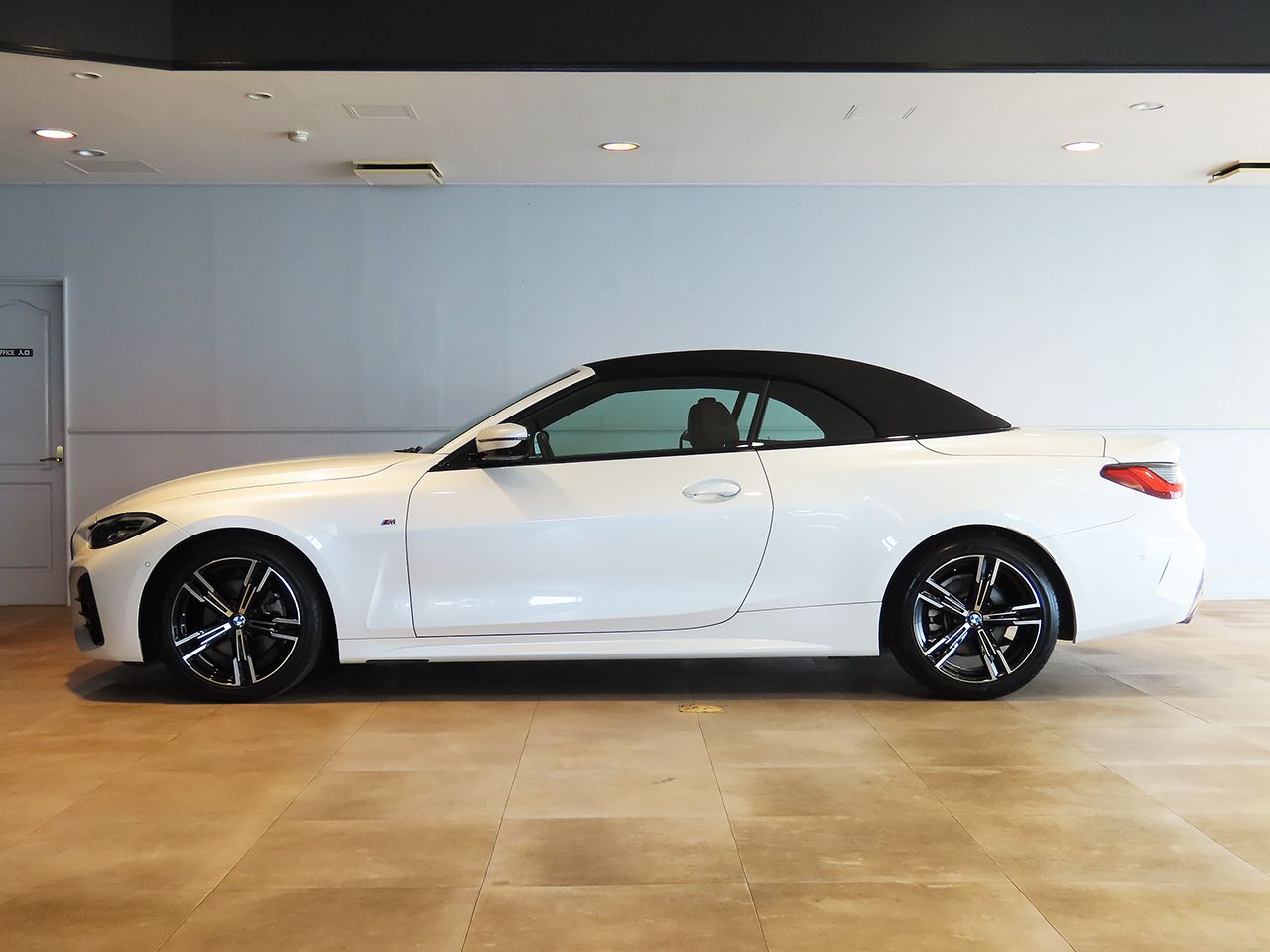 G23 420i Convertible RHD