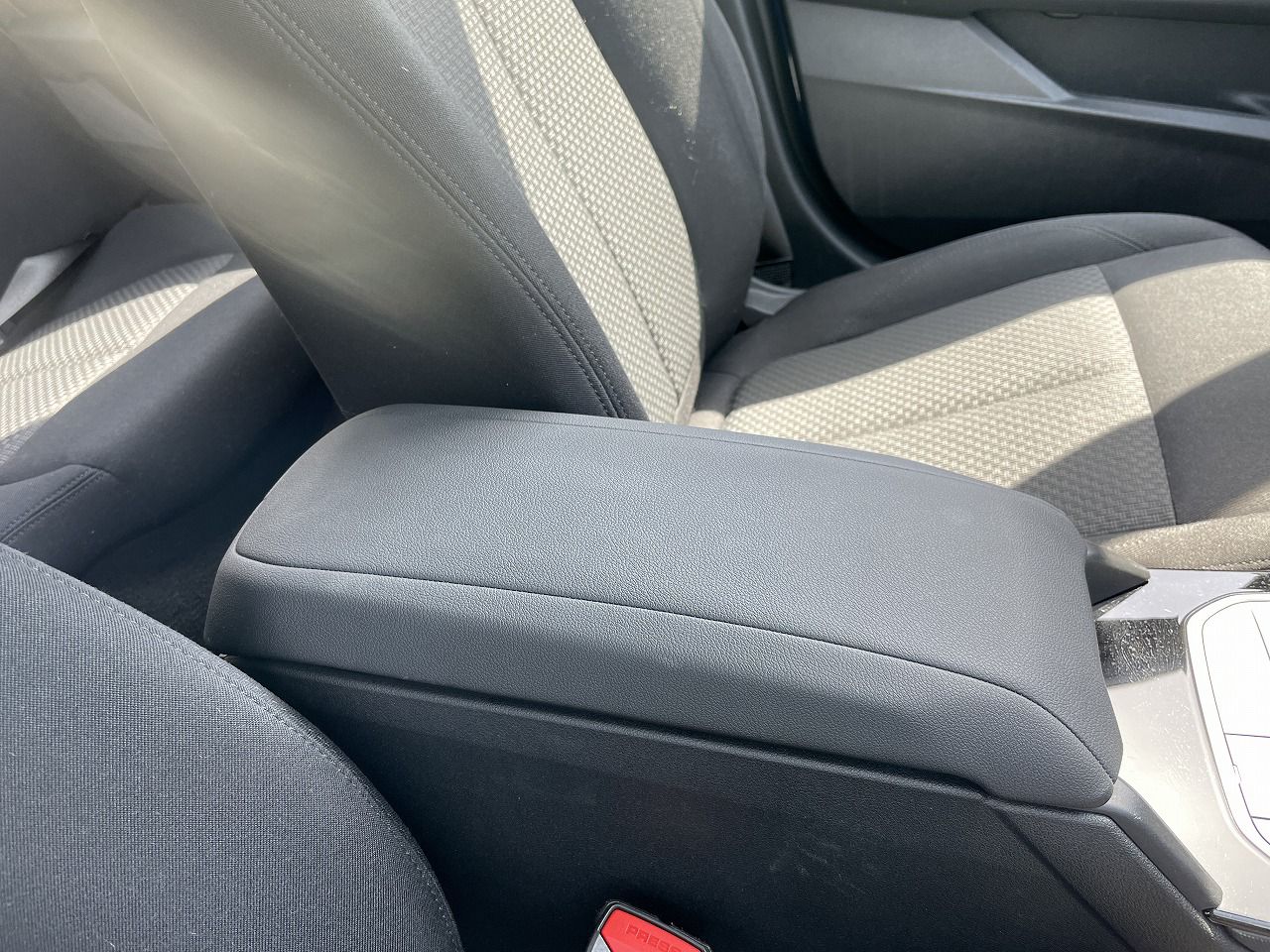 F40 118d Sports Hatch 5-door B47 2.0d