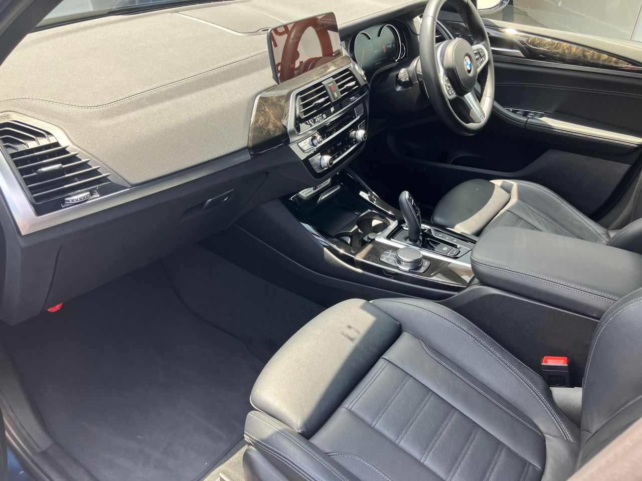 X3 M40d RHD