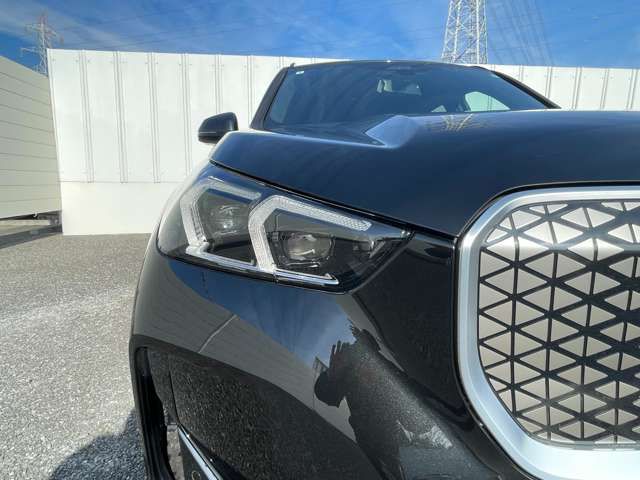 U11 iX1 xDrive30