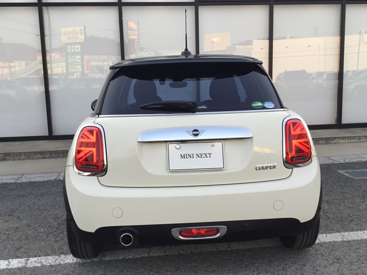 F56 MINI Cooper 3-Door Hatch LCI