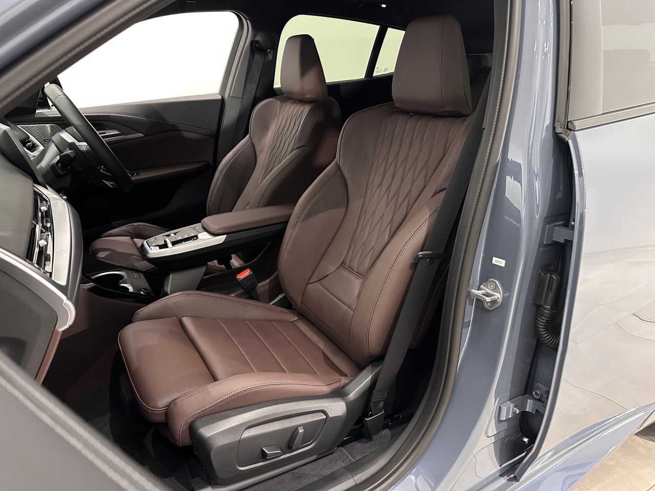 iX2 xDrive30 MSP